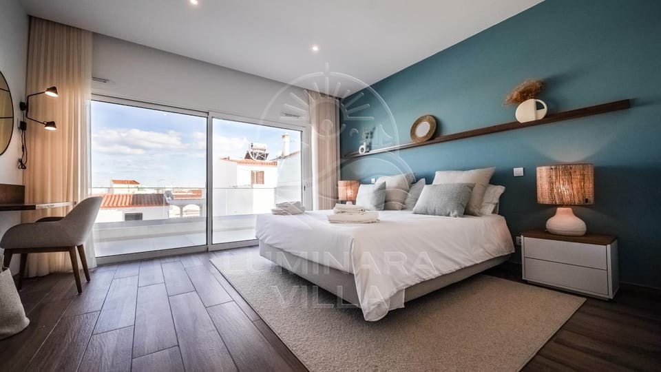 Bed, Bathroom, Balcony/Terrace, Bedroom, Pool view, wardrobe, air conditioner