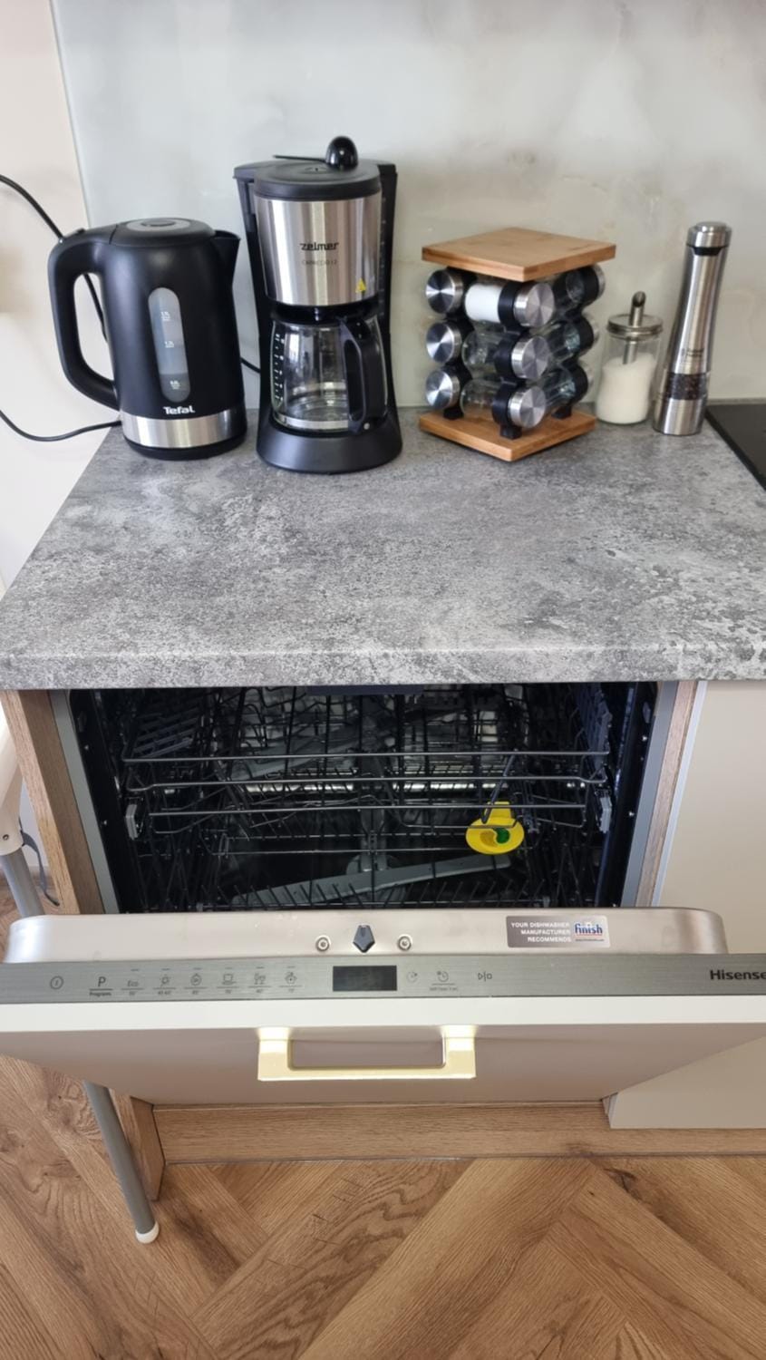 Coffee/tea facilities, Kitchen or kitchenette