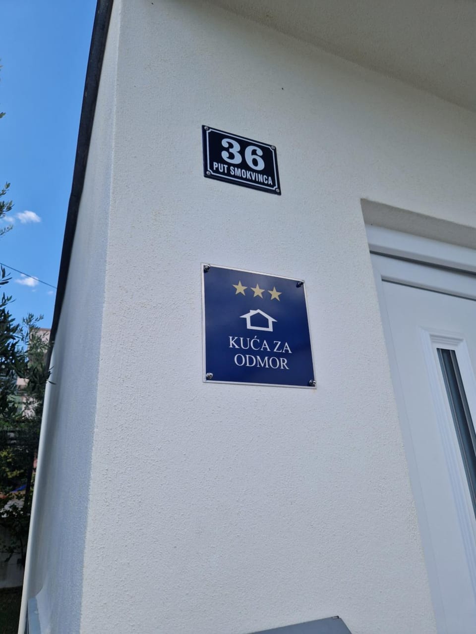 Kuća za odmor-Mladen Apartment in Šibenik-Knin County, Croatia
