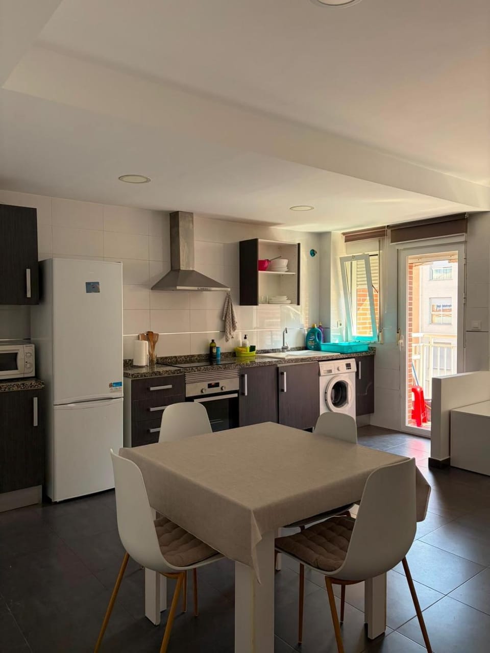 Apartamento de 2 dormitorios Solo familias Apartment in Gandia