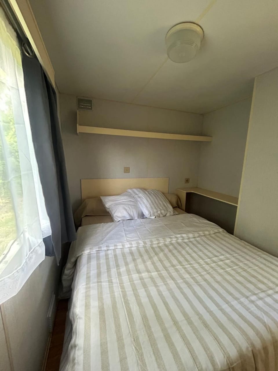 Cabanon dans le jardin Vacation rental in Gaillac