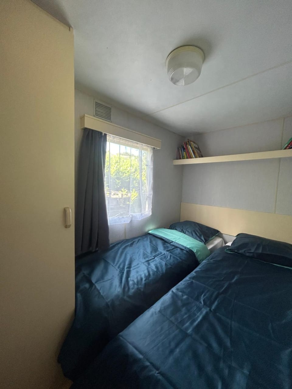 Cabanon dans le jardin Vacation rental in Gaillac
