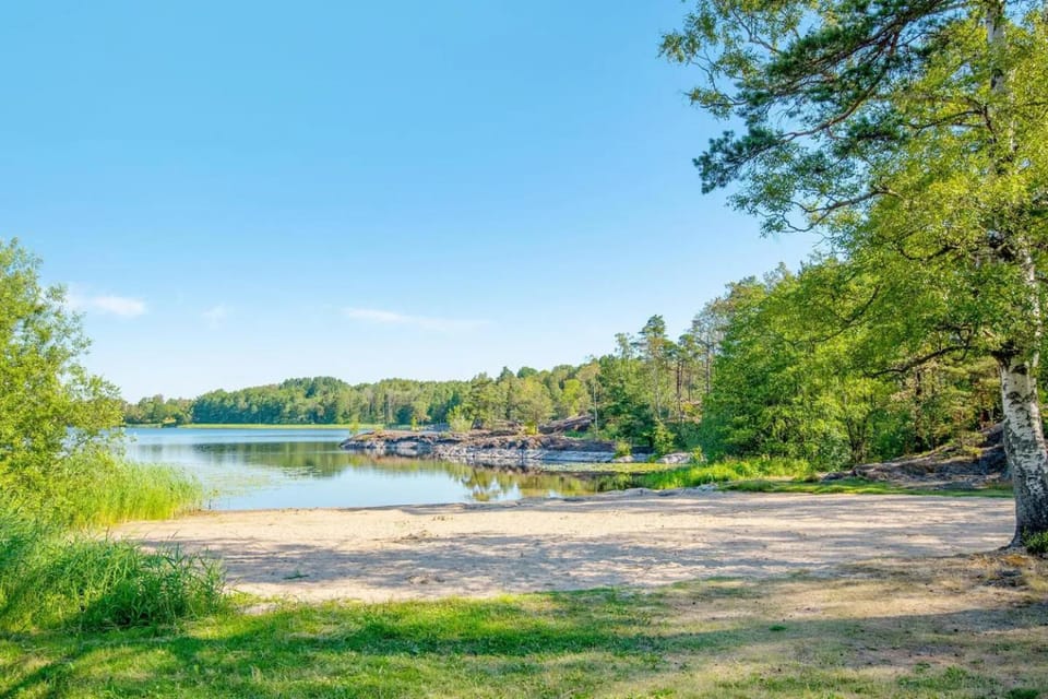 Beach, Lake view