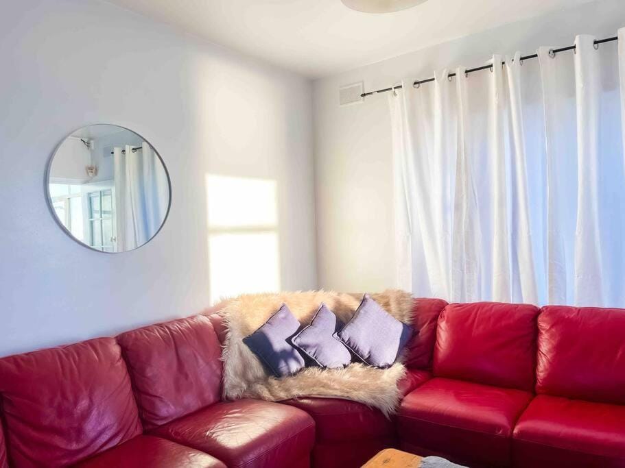 entire beachfront apartment 5 Esplanades seaviews Apartment in Adelaide