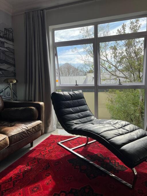 Salt Air & Serenity, Relaxing Ocean Escape Apartment in Cape Town