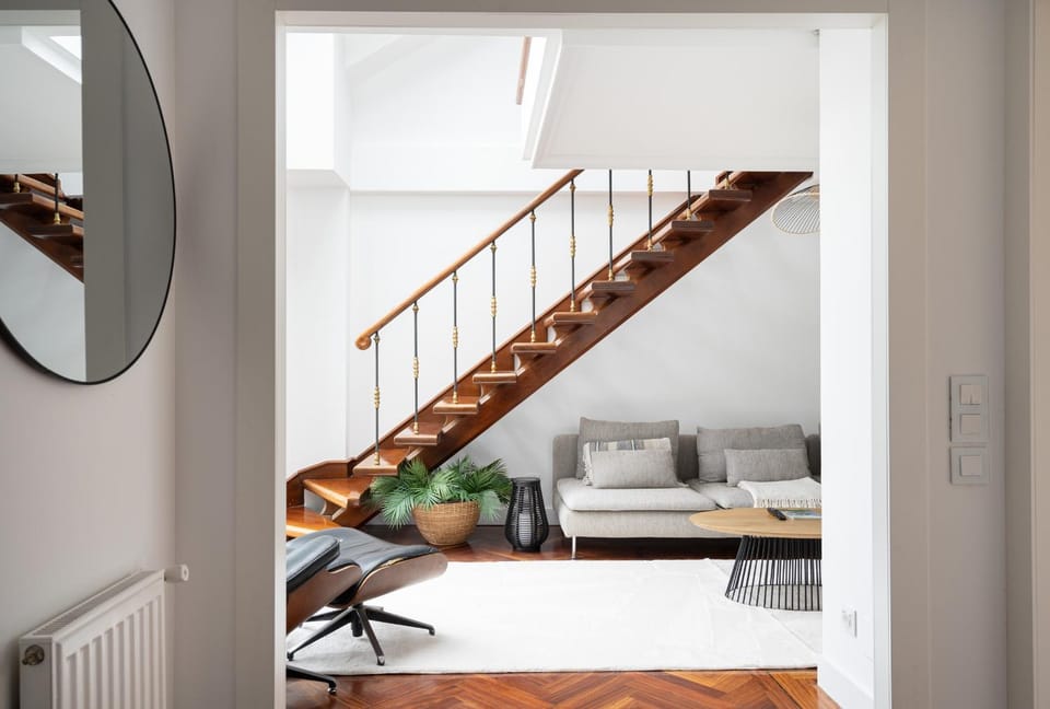 Living room, Seating area, internet