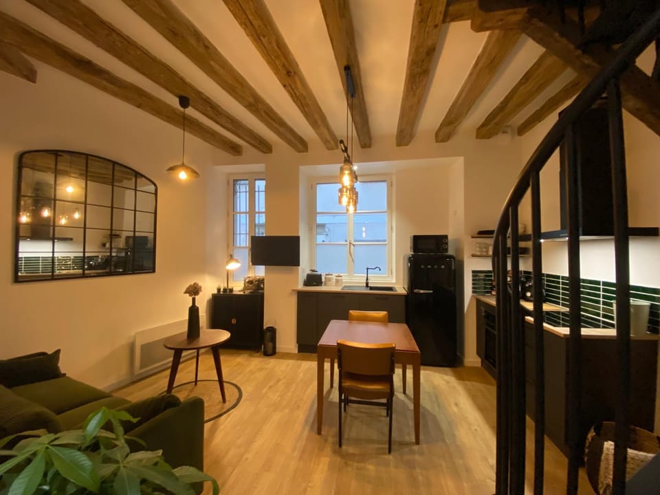 TV and multimedia, Living room, kitchen