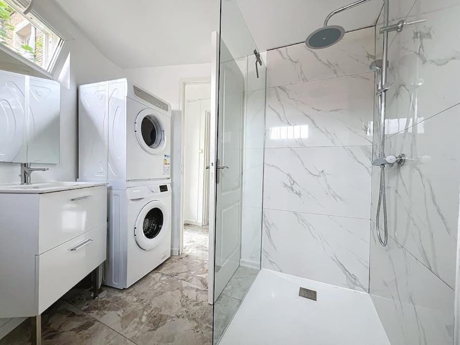 Élégant T2 avec Jardin Central Apartment in Dunkirk