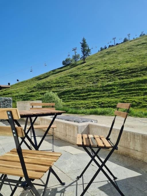 Day, Natural landscape