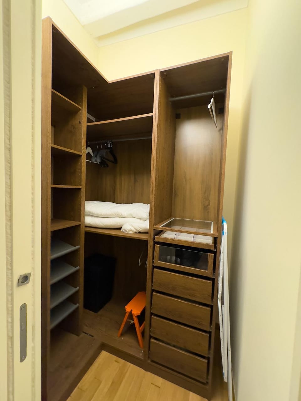 wardrobe