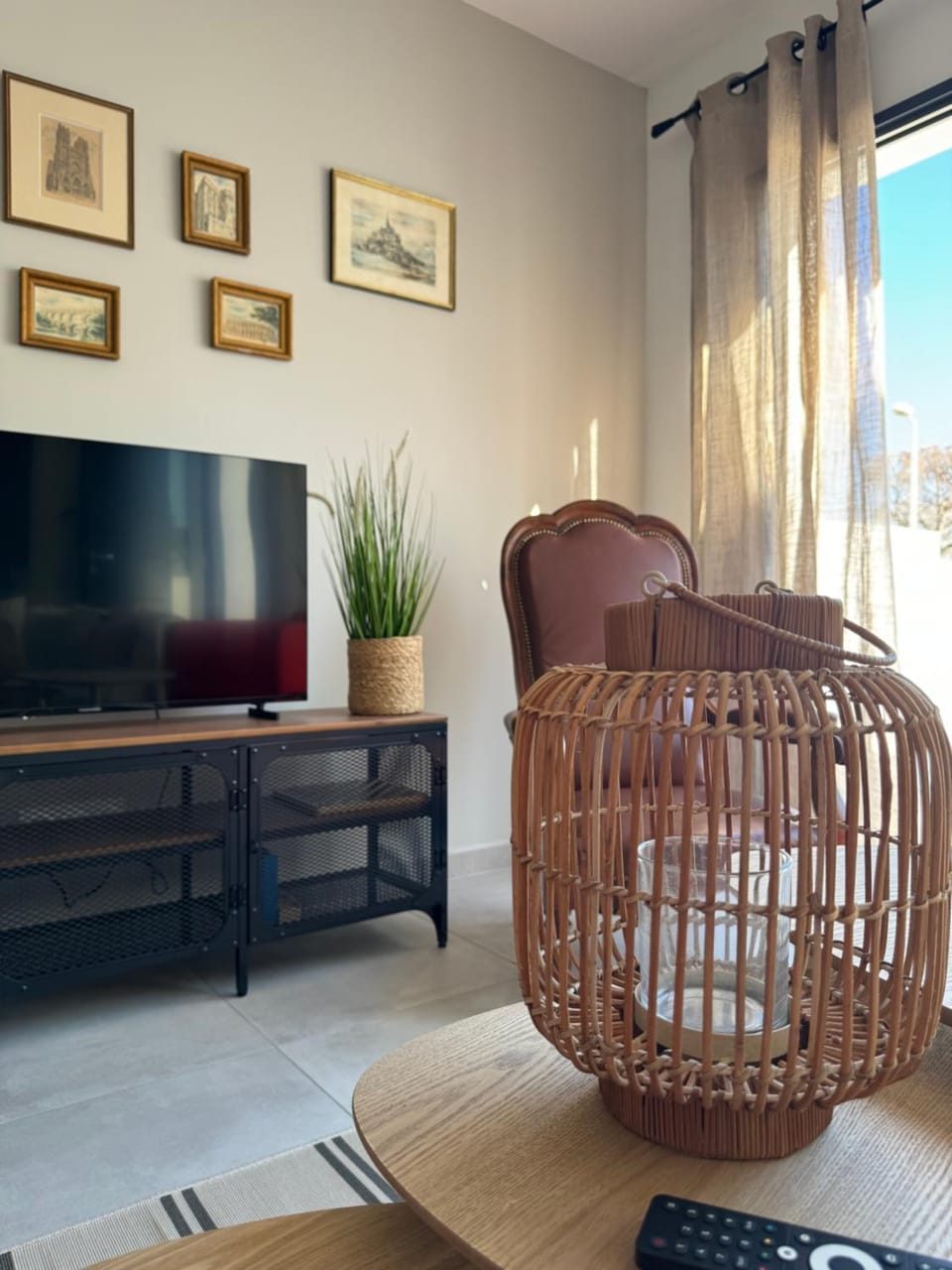 TV and multimedia, Living room
