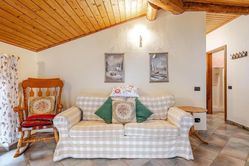 Living room, Seating area, Bedroom