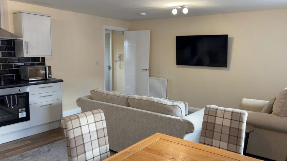 Easy Living Stays Burton on Trent Apartment in Burton upon Trent