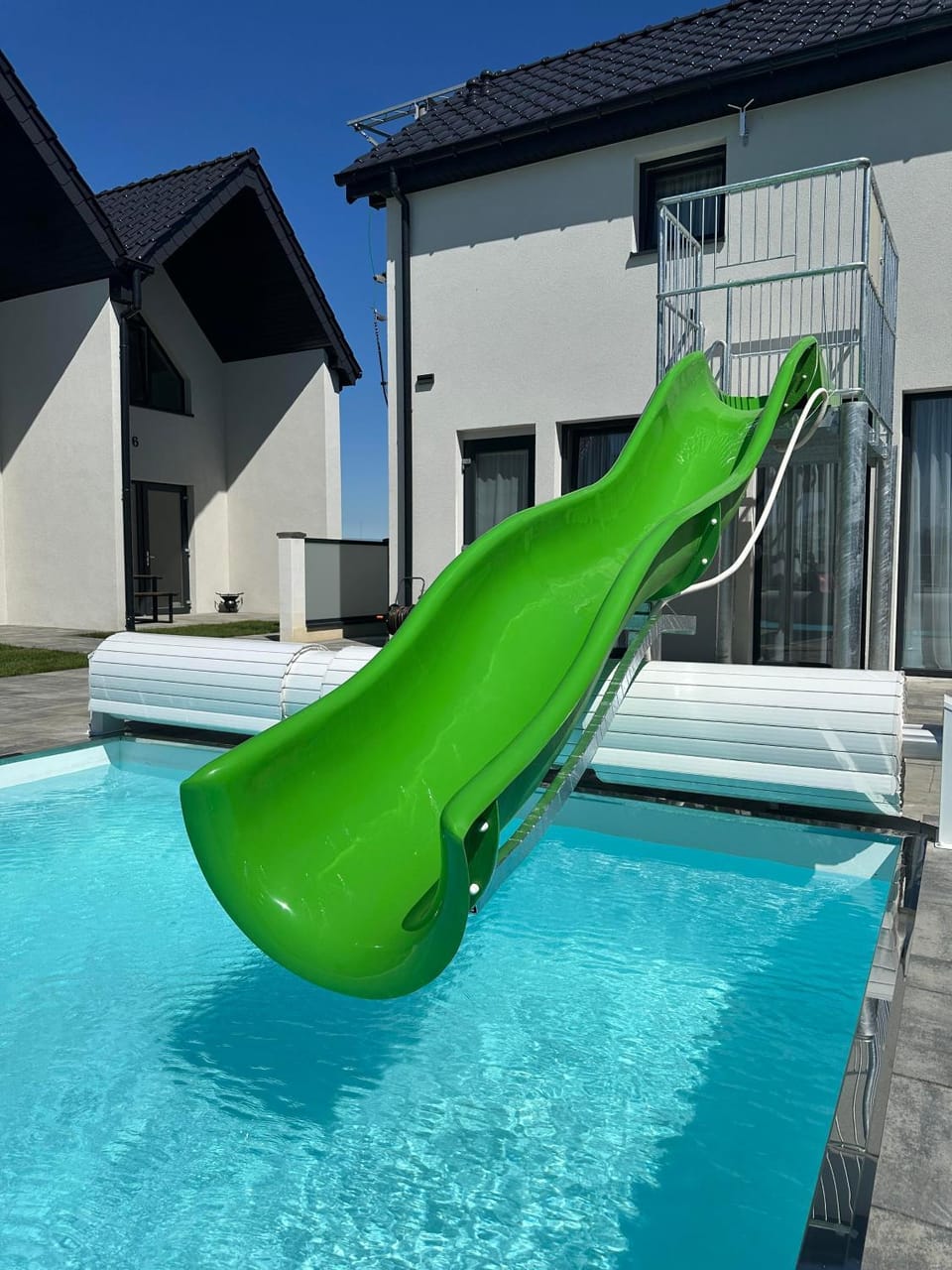 Domki Aurora klimatyzowane, z podgrzewanym basenem i zjeżdżalnią wodną House in West Pomeranian Voivodeship, Poland