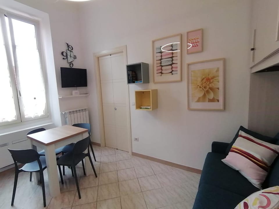 MaMo23 Apartment in Sanremo