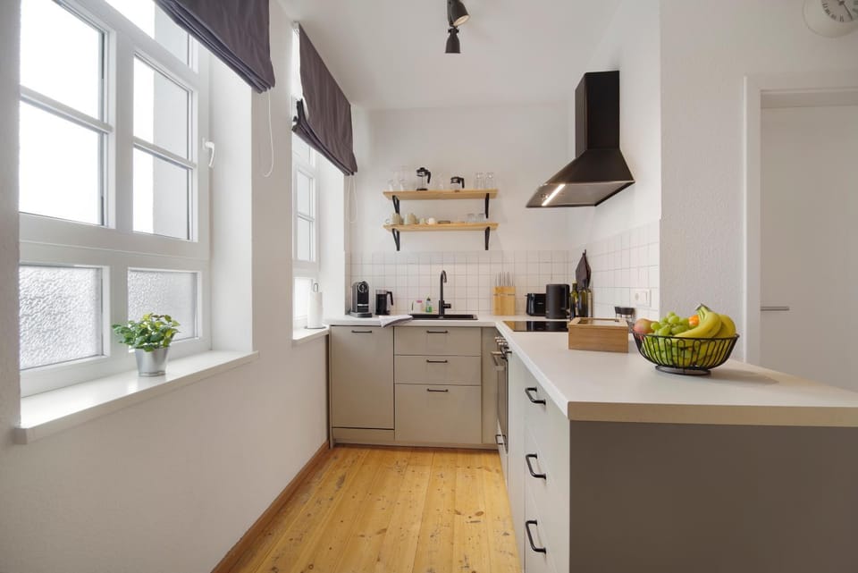 Kitchen or kitchenette, dishwasher, stove, kitchen