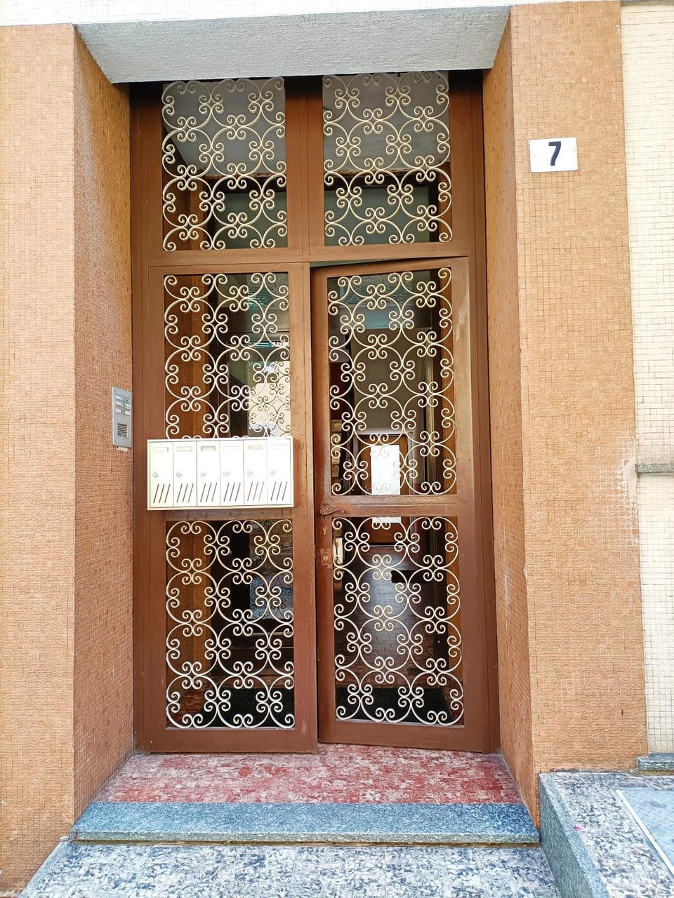 Property building, Facade/entrance