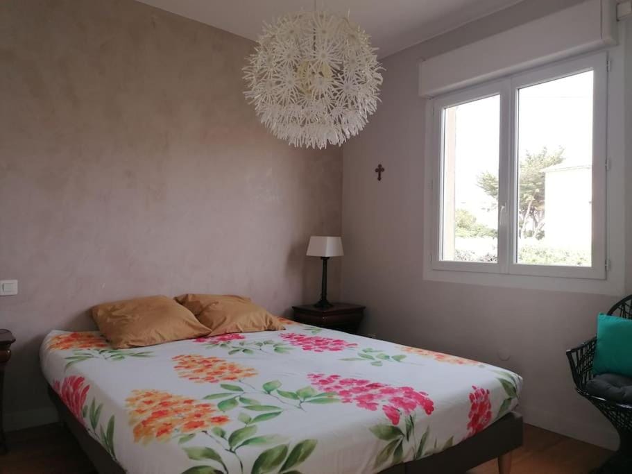 T3 avec extérieur Sanary centre Apartment in Sanary-sur-Mer