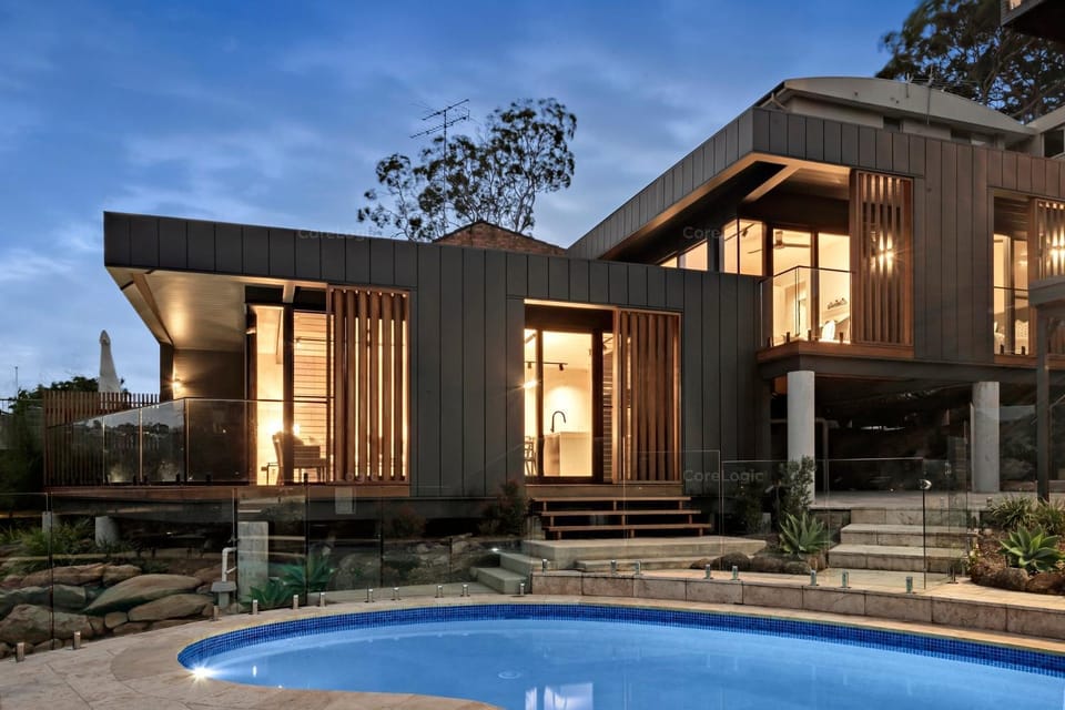 World Class Villa Manly Beach HarbourView Sauna Private Beach House in Sydney