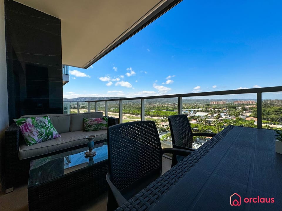 Balcony/Terrace, Mountain view
