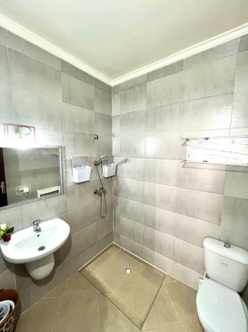 Appt Central et Dressing, 13 mins à la plage Apartment in Agadir