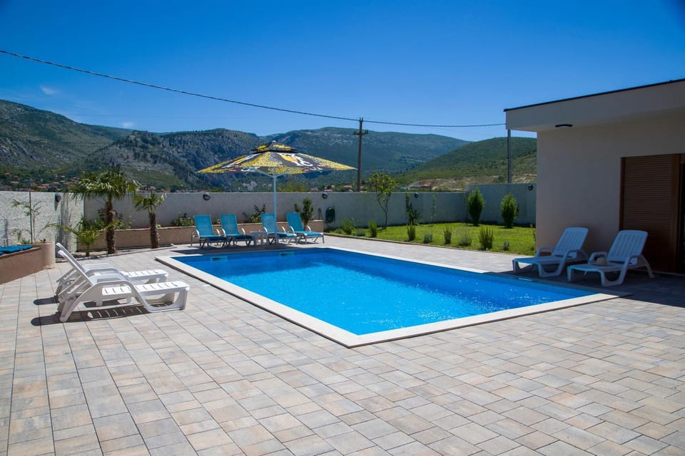 Natural landscape, Mountain view, Pool view, Swimming pool