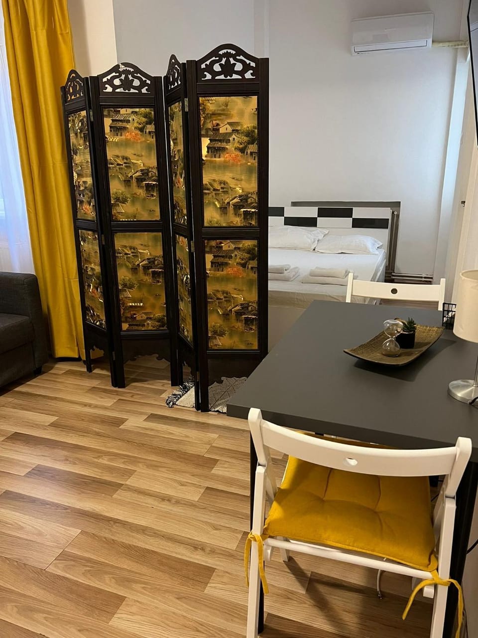 Studio Ultracentral Universitate Apartment in Bucharest