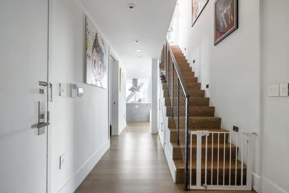 Travive New York Brand New Five Bedroom Penthouse Apartment in Lower Manhattan