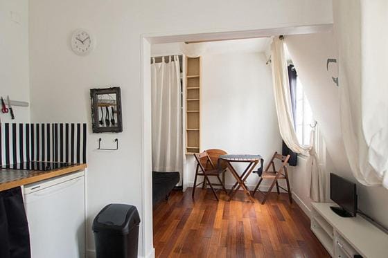 Paris 9eme Cozy Home Apartment in Paris