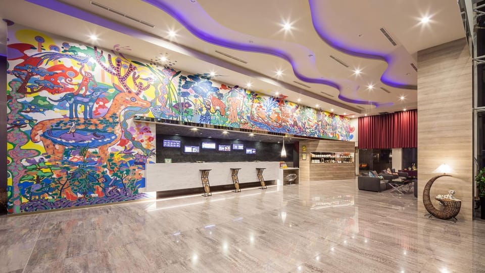Staff, Lobby or reception, Lobby or reception