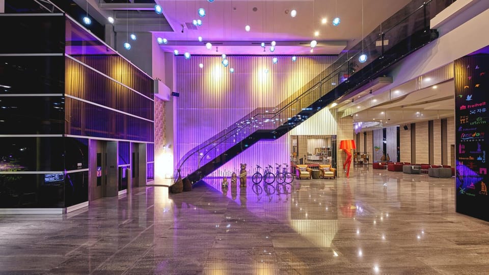 Facade/entrance, Lobby or reception