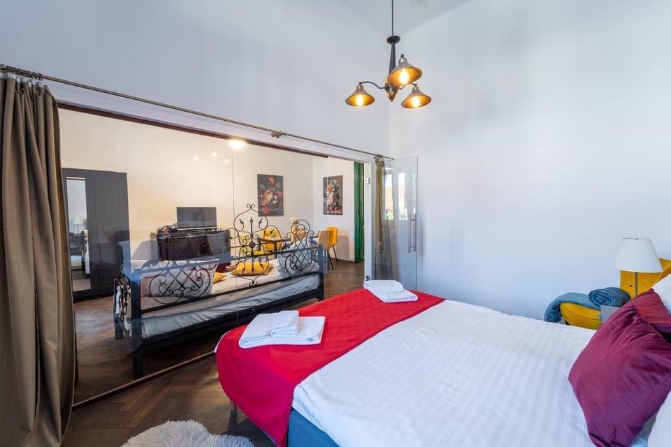 Noble 5 star House in Unirii plaza Villa in Cluj-Napoca