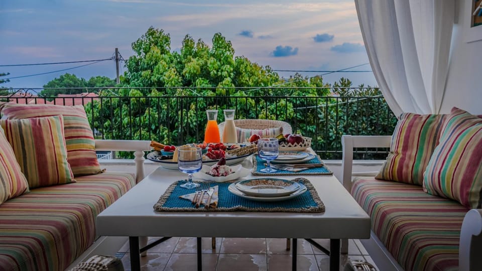 Villa Avocado Villa in Peloponnese, Western Greece and the Ionian