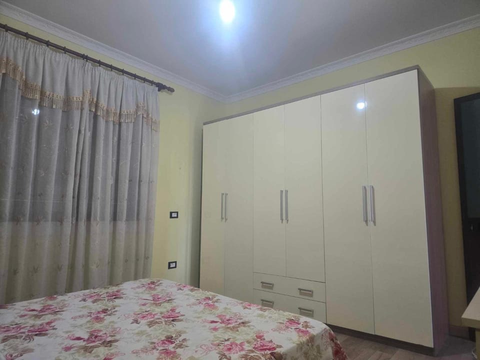 Photo of the whole room, wardrobe