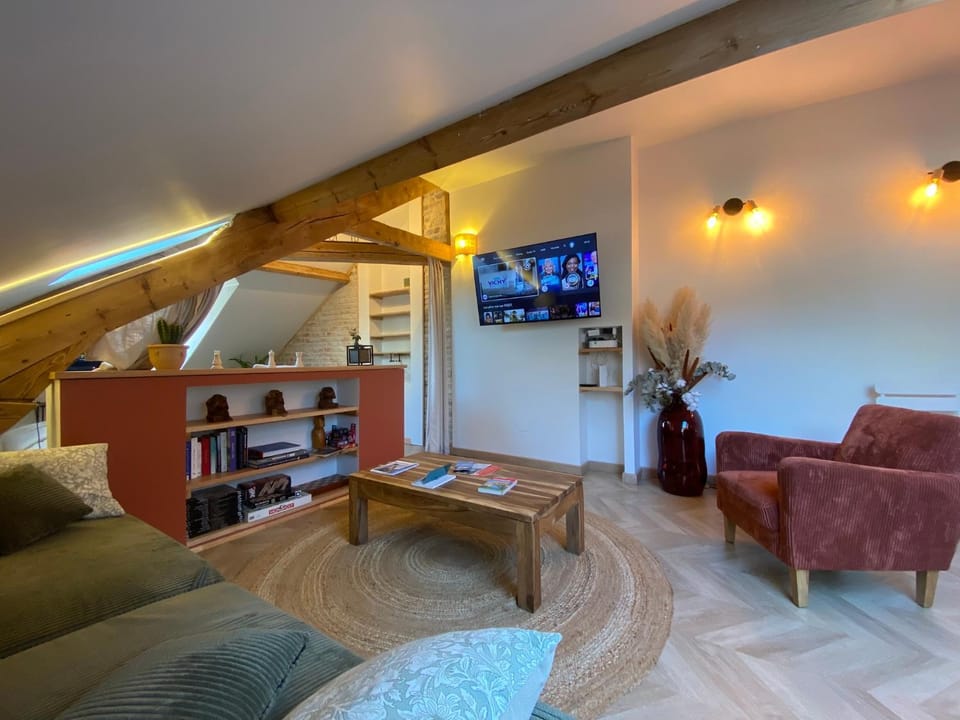 TV and multimedia, Living room, Seating area