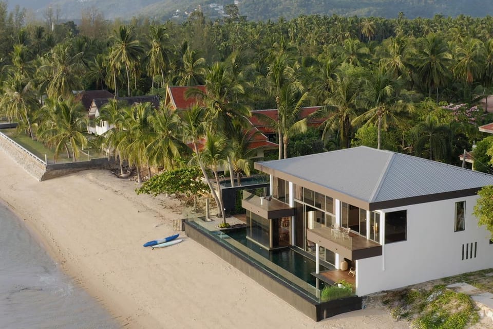 Property building, Beach