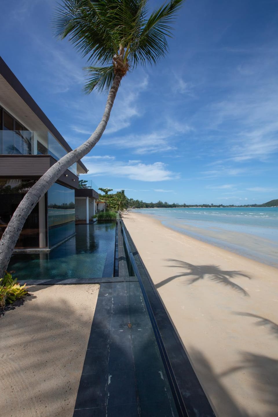 Property building, Beach, Swimming pool