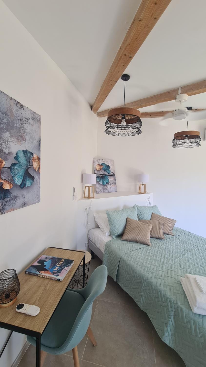 Perla Di Macchia Campground/ 
RV Resort in Bonifacio
