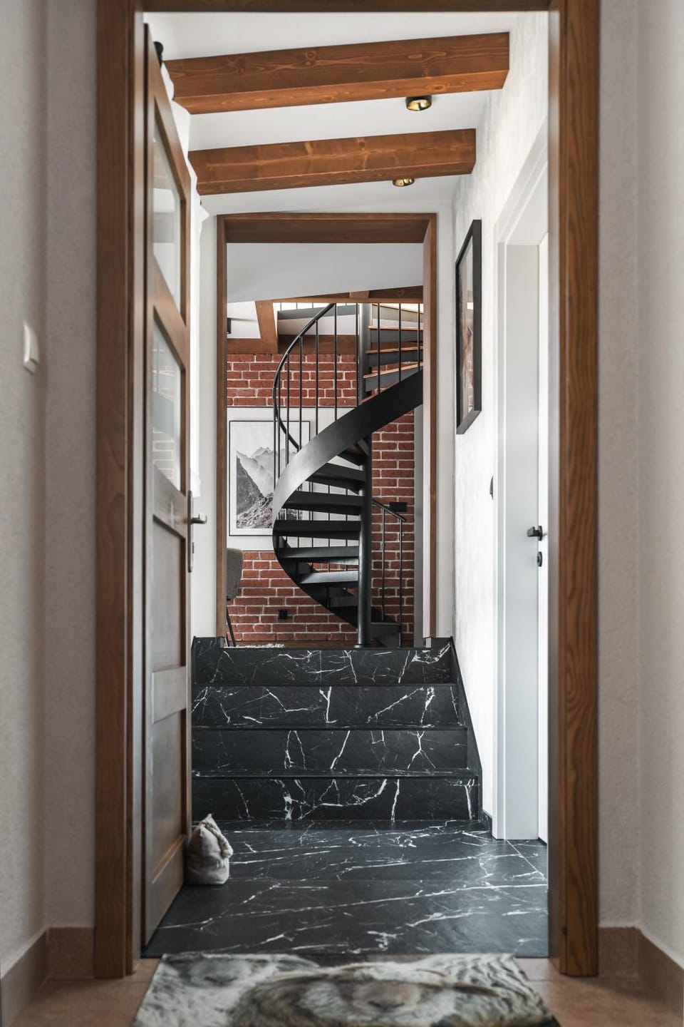 Facade/entrance, Living room, kitchen
