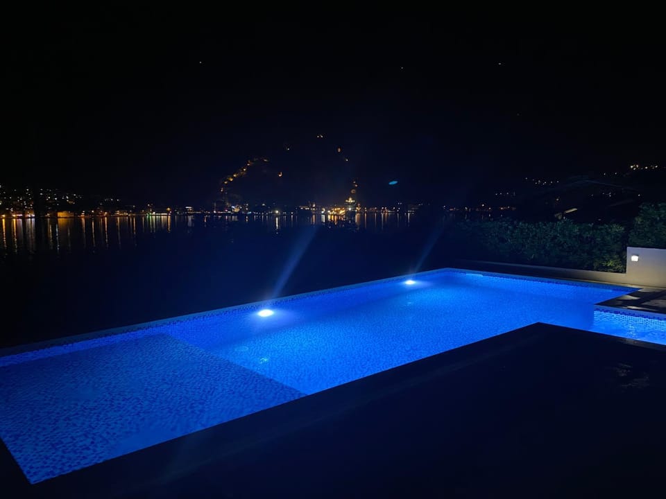 Luxury Kotor bay view Apartment Apartment in Muo