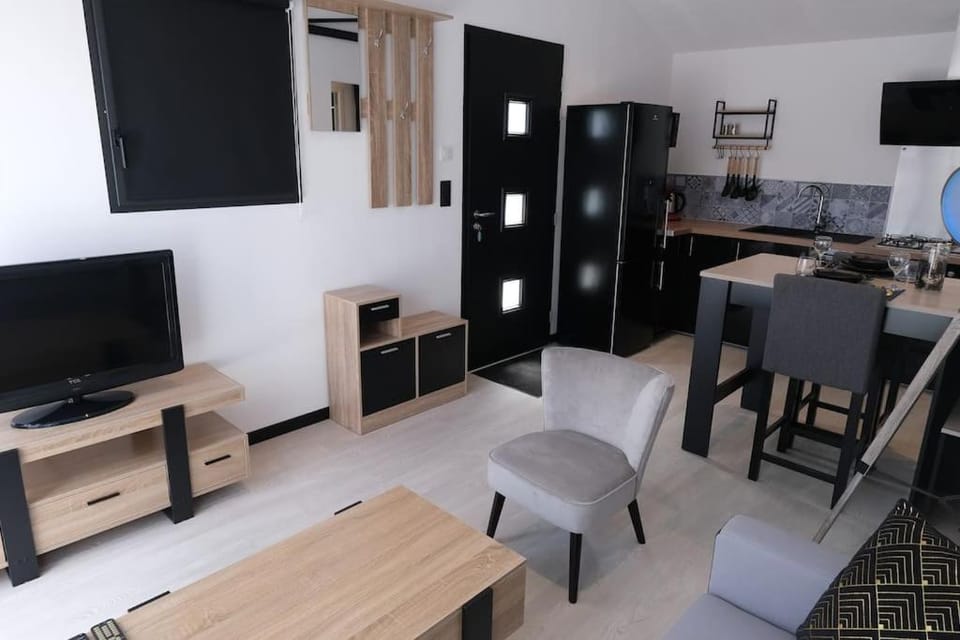 Anubis House in Pays de la Loire