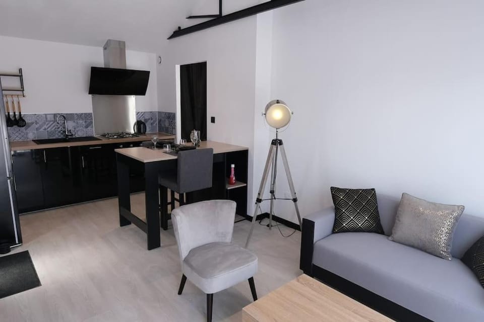 Anubis House in Pays de la Loire
