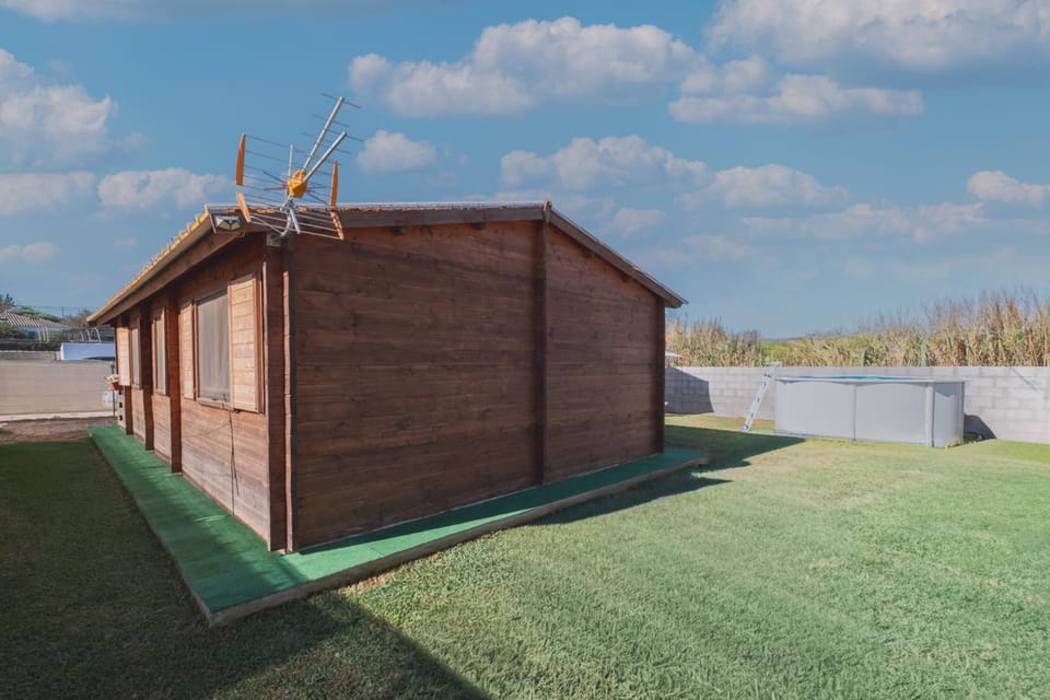 Property building, Swimming pool