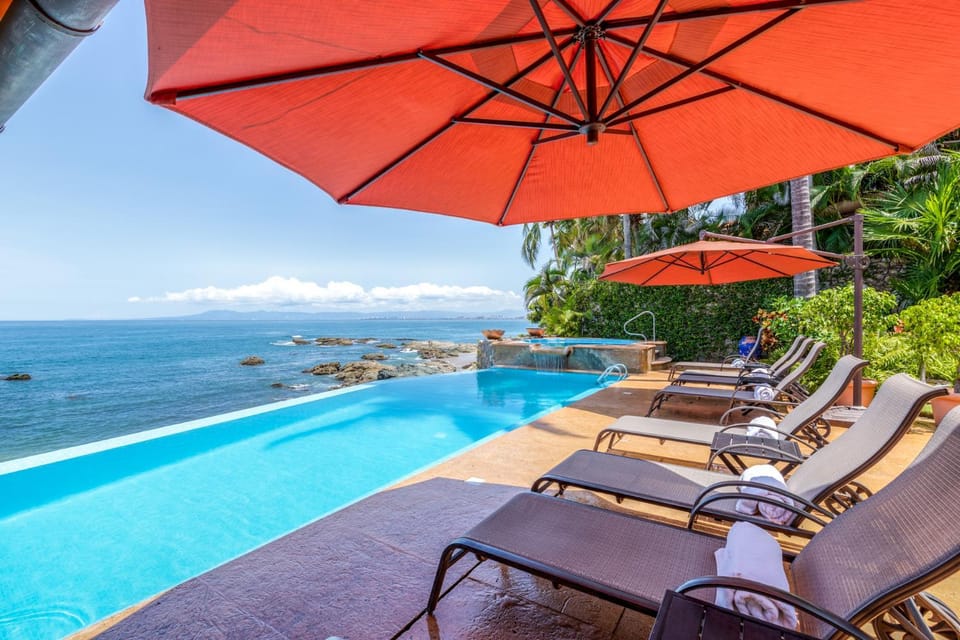 Beachfront Sagitario Villa in Puerto Vallarta! Villa in Puerto Vallarta
