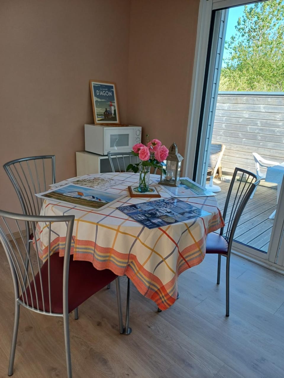 Romanjo Chalet in Normandy