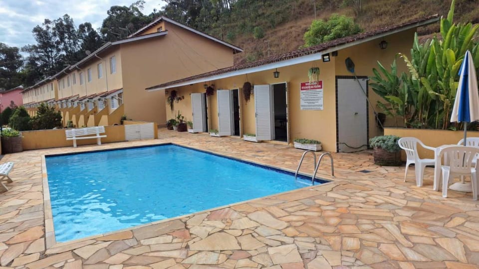 Pool view, Swimming pool, sunbed