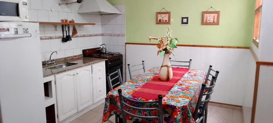 Cabañas Hueltén House in Malargüe