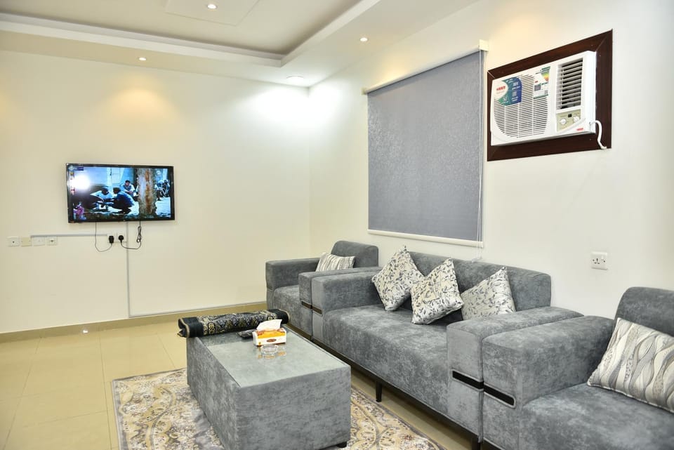 TV and multimedia, Seating area