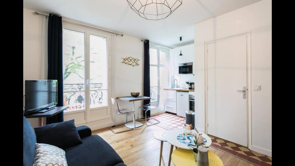 Superbe appartement familial au cœur du 14 eme Apartment in Paris