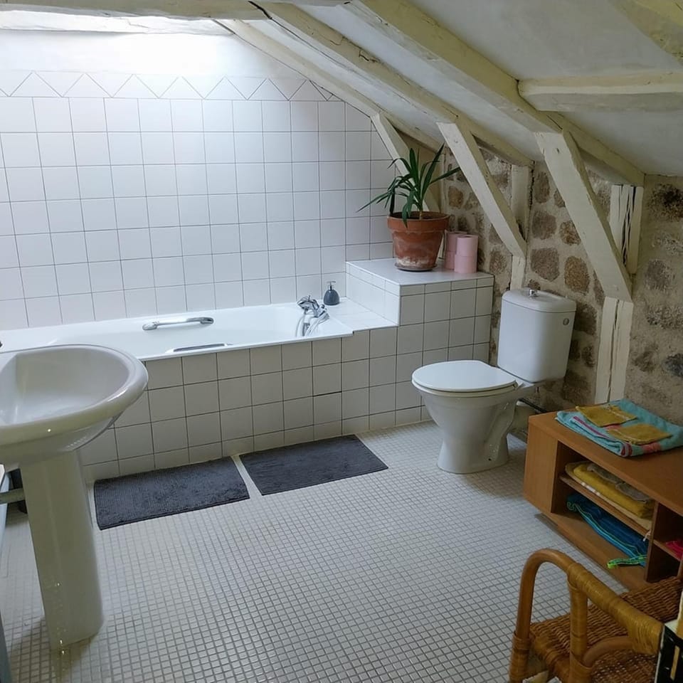 Toilet, Bathroom, Bath, towels
